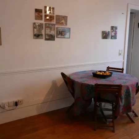 Appartamento Beautiful 400m From The Place Des Vosges Parigi